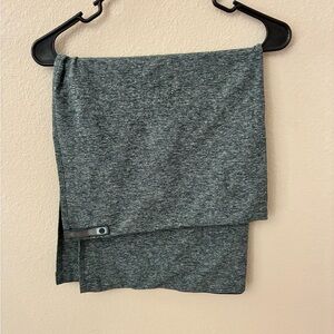 Lululemon Athletica Charcoal infinity button scarf